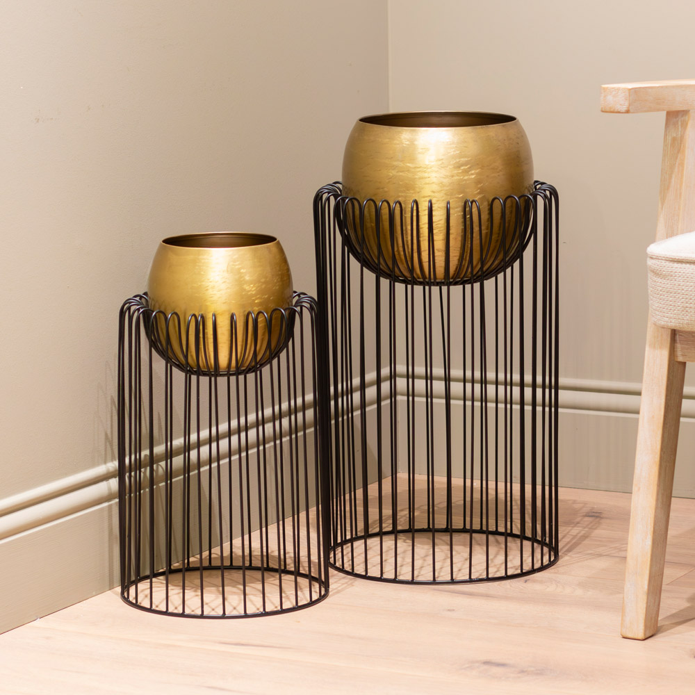 Misha s/2 planters with stand brass/black
