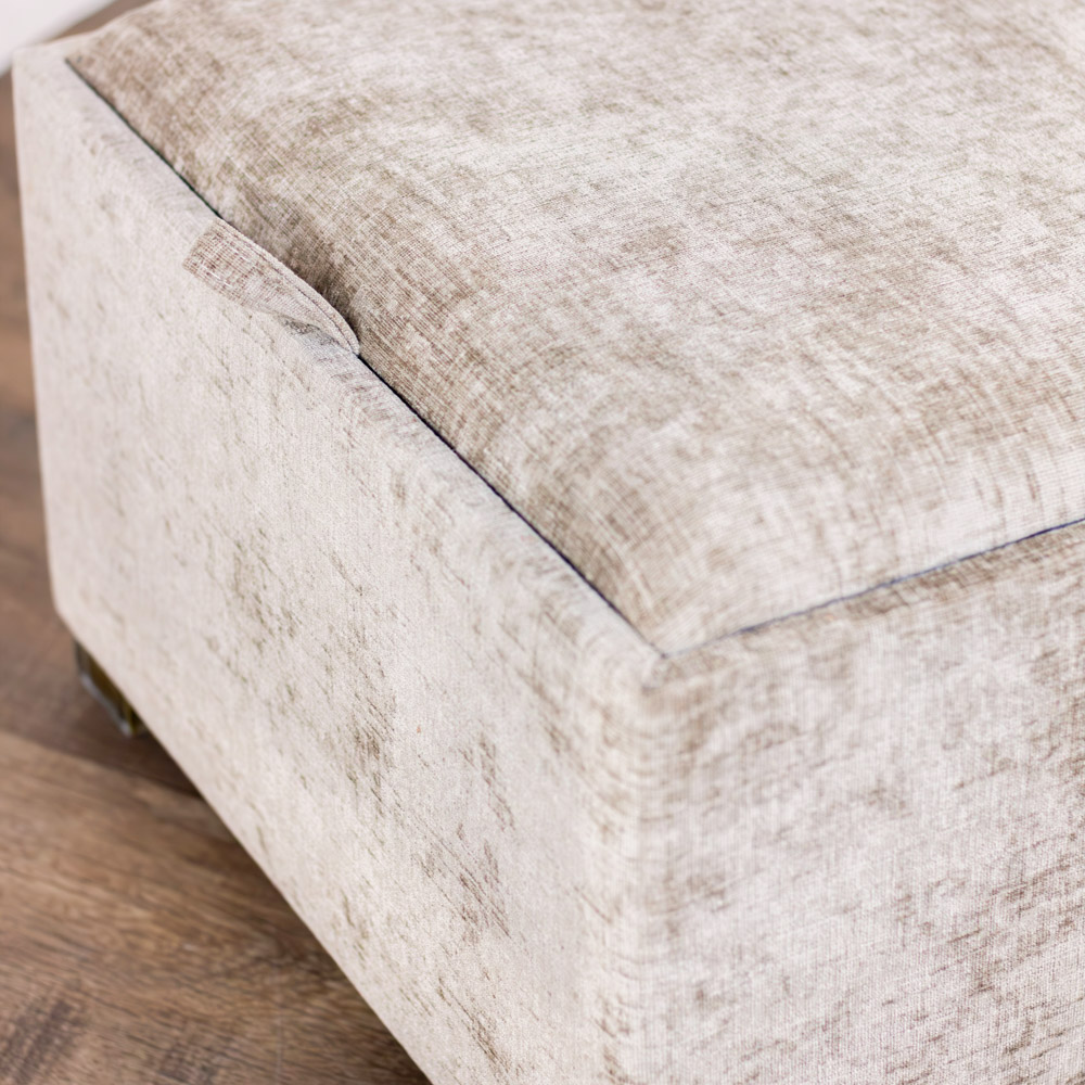 Maya s/2 tray table pouffes sand