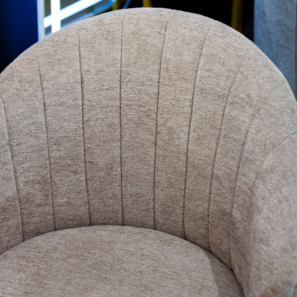 Lainey chair oatmeal