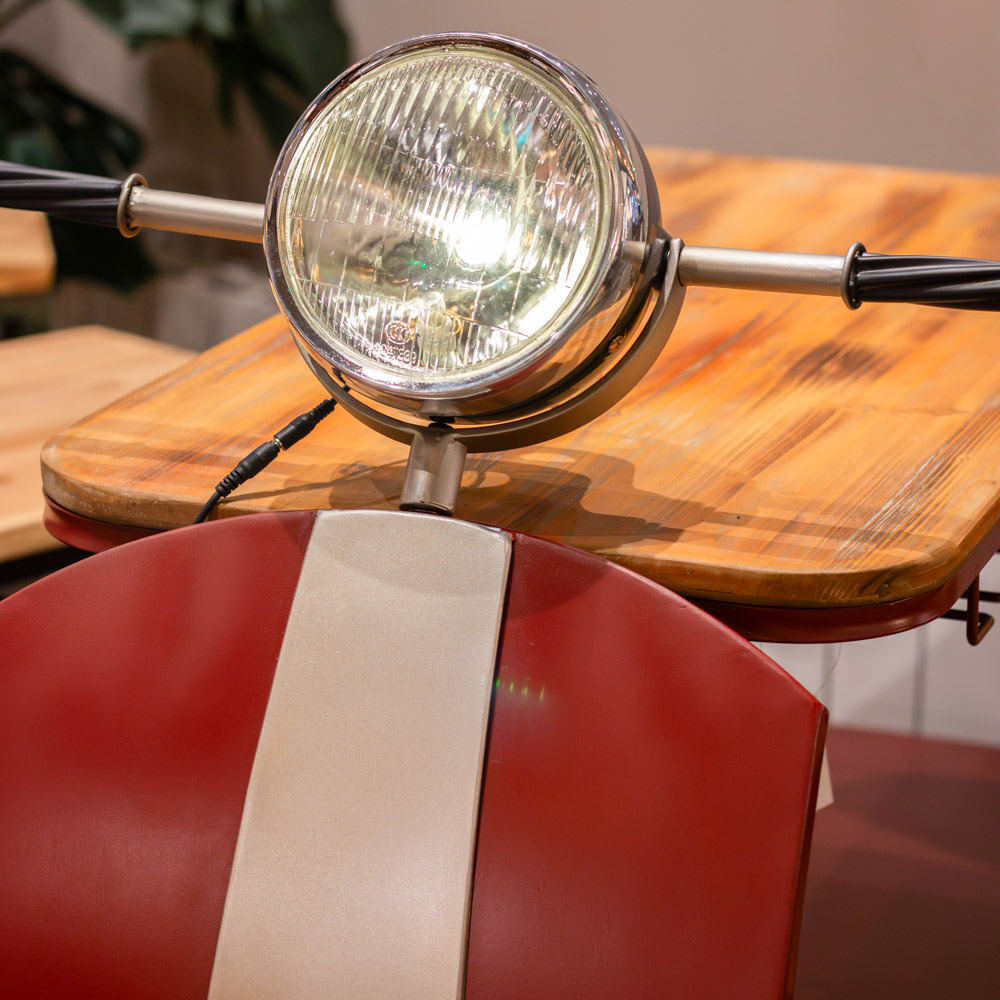 Vespa scooter bar red