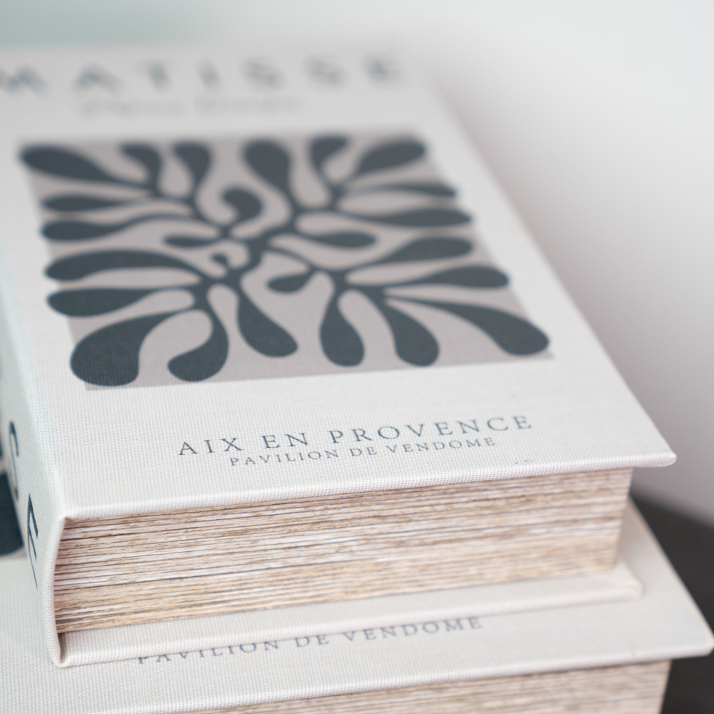 S/2 book box matisse