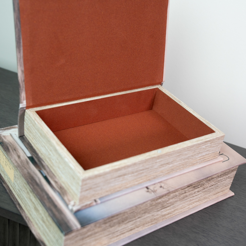 S/2 book box interior design