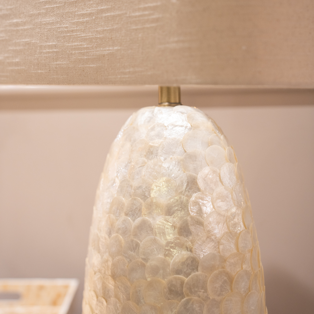 Capiz table lamp natural 68cm