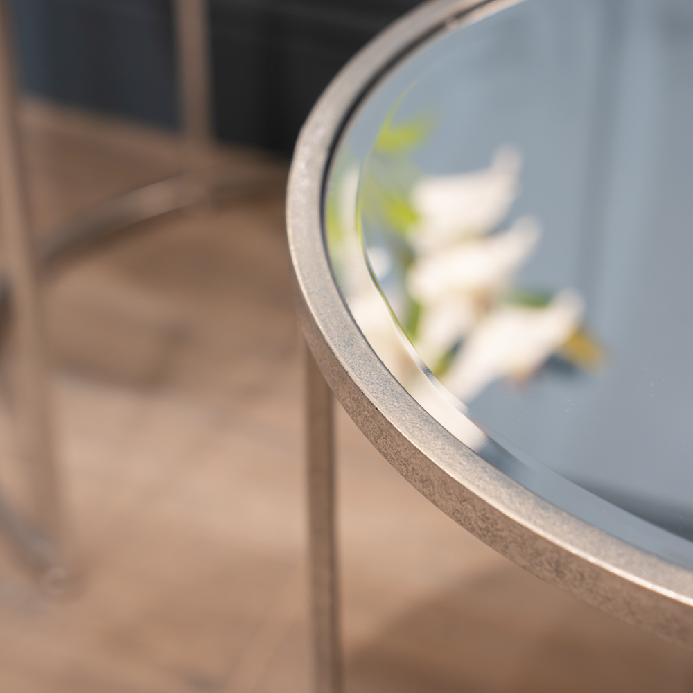 Avery s/2 side tables silver