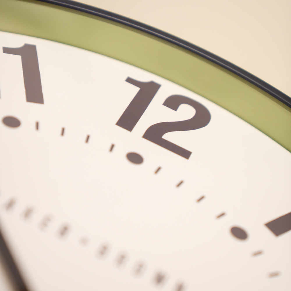 Baker and brown clock sorrento green 40cm